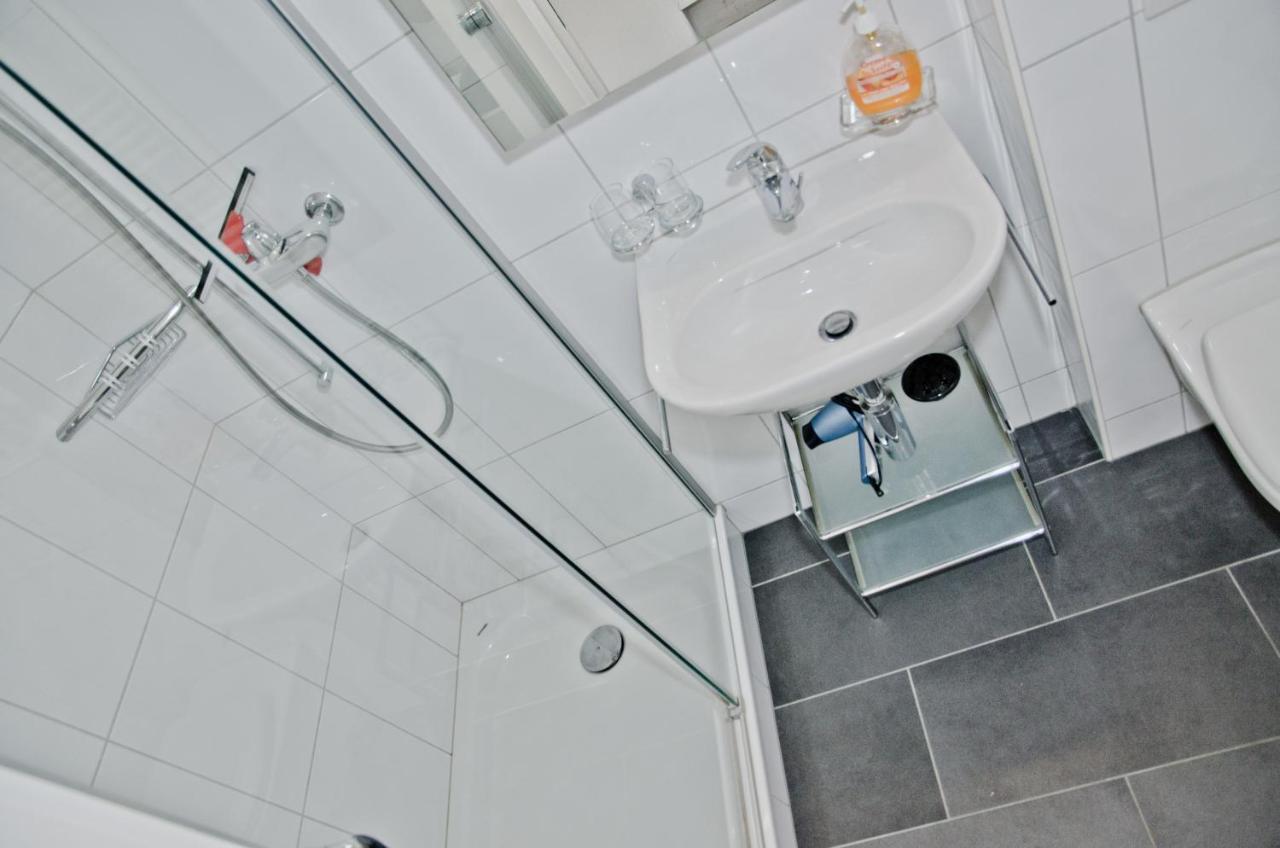 Apartment Nussbaum - Griwa Rent Ag Γκρίντελβαλντ Εξωτερικό φωτογραφία